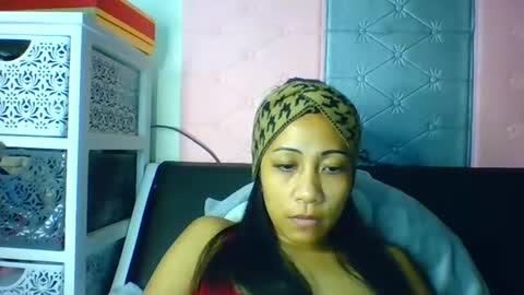 Tinyasian911718 sweetinyasian instagram online show from 10, 12, 2024