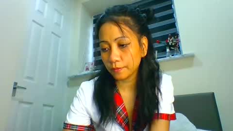 Tinyasian911718 sweetinyasian instagram online show from 21, 12, 2024