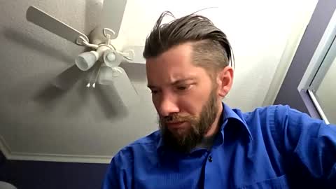 tinyguynicecock online show from 29, 4, 2026