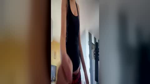 stage Kylie Sinner  brand CLITBAIT online show from 12, 6, 2026