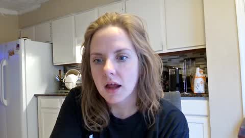 Snapshot of tinywithtiddies chatting on 11, 10, 2025 tinywithtiddies online show from 11, 10, 2025