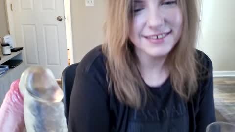 Snapshot of tinywithtiddies chatting on 8, 4, 2026 tinywithtiddies online show from 8, 4, 2026