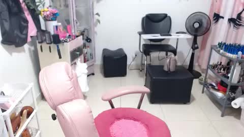 Snapshot of titsbiglovers chatting on 27, 3, 2026 DIVA online show from 27, 3, 2026