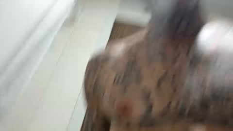 Snapshot of tktatdick87 chatting on 10, 9, 2025 tktatdick87 online show from 10, 9, 2025