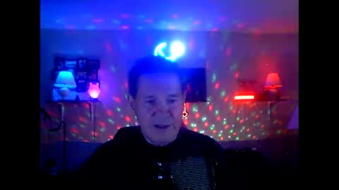 Snapshot of tkthedj chatting on 25, 4, 2026 TK online show from 25, 4, 2026