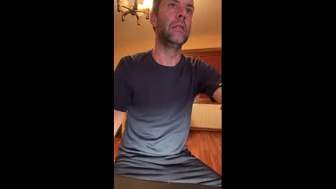 tlcik online show from 12, 10, 2025