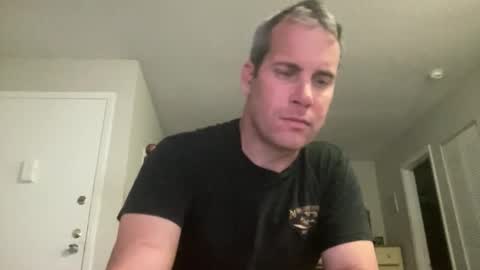 tleigh24 online show from 17, 12, 2025