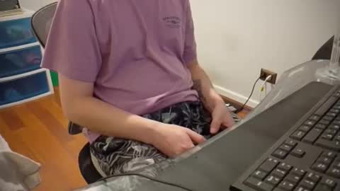 Snapshot of tmsvdc1 chatting on 10, 1, 2025 tmsvdc1 online show from 10, 1, 2025