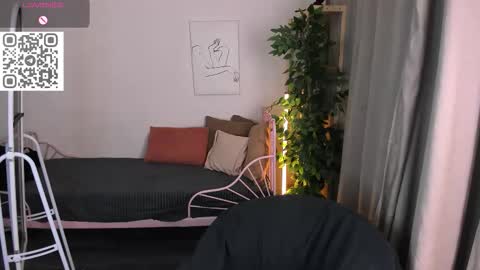 2 GMT Mo Tu We Th Fr 10am-4am online show from 7, 11, 2025