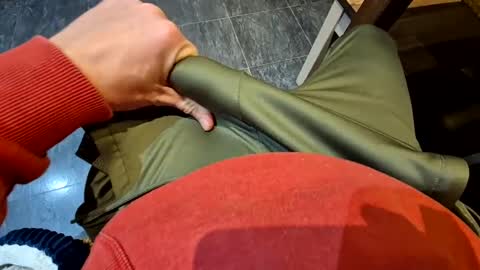 Snapshot of toadinhole chatting on 22, 12, 2024 Toady online show from 22, 12, 2024