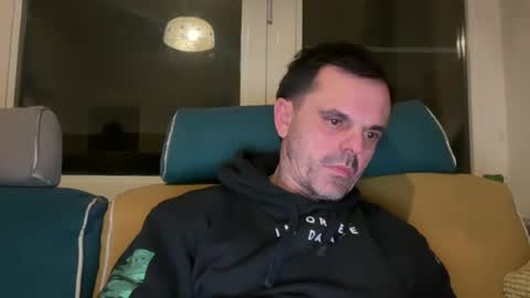 Snapshot of tobiasjansen chatting on 6, 1, 2026 tobiasjansen online show from 6, 1, 2026