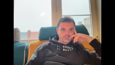 Snapshot of tobiasjansen chatting on 9, 1, 2026 tobiasjansen online show from 9, 1, 2026