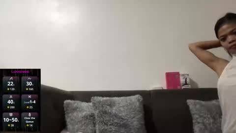 LuckyLaura online show from 4, 2, 2026