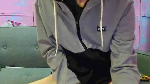Snapshot of toesandhoney chatting on 10, 1, 2025 toesandhoney online show from 10, 1, 2025