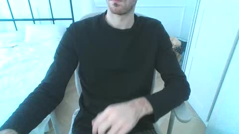 Snapshot of toja112 chatting on 27, 12, 2024 Martin online show from 27, 12, 2024