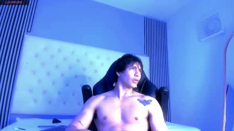 toji lee online show from 18, 11, 2025