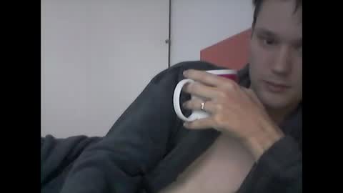 Snapshot of tokiomotel chatting on 19, 2, 2026 tokiomotel online show from 19, 2, 2026