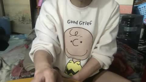 small man online show from 13, 4, 2026