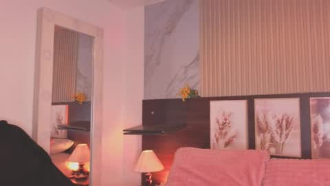 tokyoluu online show from 10, 11, 2025