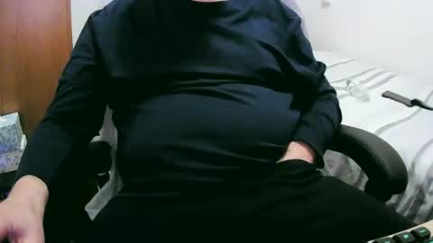 tolon408472 online show from 28, 1, 2025