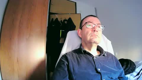 tolon408472 online show from 5, 2, 2025