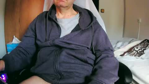 tolon408472 online show from 12, 3, 2025