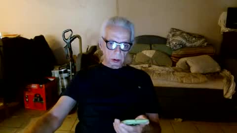 tom112292014 online show from 11, 9, 2025