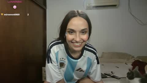 Snapshot of tom316972 chatting on 4, 7, 2026 Flor online show from 4, 7, 2026