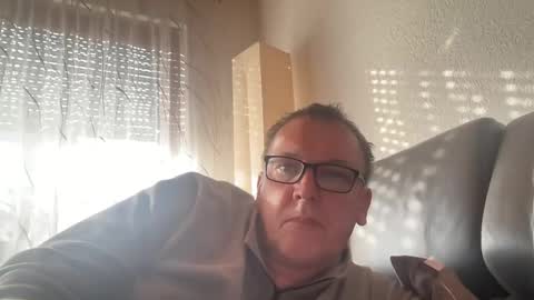 Snapshot of tom6644 chatting on 8, 2, 2025 Tom online show from 8, 2, 2025