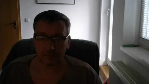 Snapshot of tom_653 chatting on 23, 9, 2025 Tom online show from 23, 9, 2025