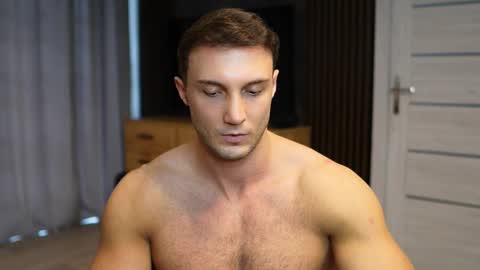 Tom online show from 10, 9, 2025