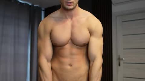 Tom online show from 3, 10, 2025