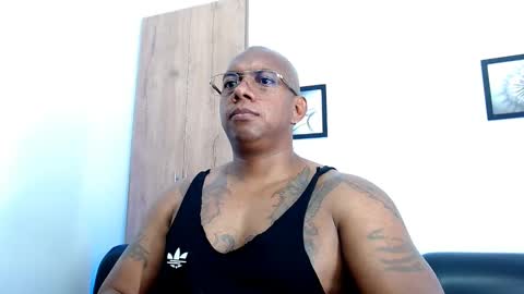 Snapshot of tom_miller chatting on 18, 2, 2025 Tom Miller online show from 18, 2, 2025