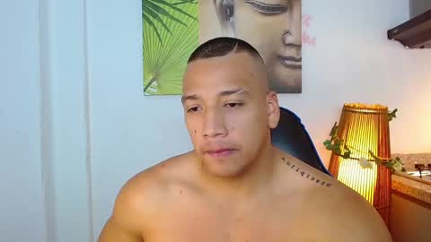 Tom muscle1 online show from 7, 12, 2024