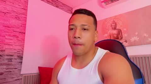 Tom muscle1 online show from 27, 11, 2025