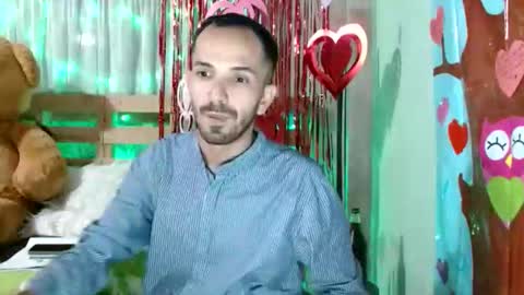 Snapshot of tomas_gerauld chatting on 15, 2, 2026 tomas gerauld. make me happy with 10000 tokens online show from 15, 2, 2026