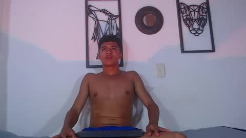 Snapshot of tomas_guebara chatting on 17, 10, 2025 tomas_guebara online show from 17, 10, 2025