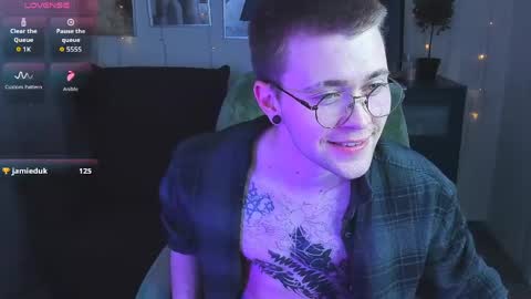 tomas_norton online show from 5, 5, 2026