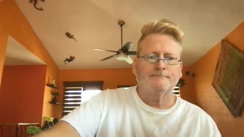 Snapshot of tomascausa chatting on 18, 3, 2026 Hola online show from 18, 3, 2026