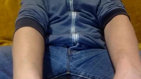 Snapshot of tombi125 chatting on 16, 2, 2026 tombi125 online show from 16, 2, 2026