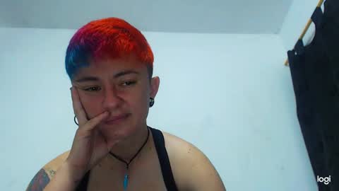 Snapshot of tomboyblue chatting on 18, 12, 2024 Blue online show from 18, 12, 2024