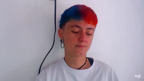 Snapshot of tomboyblue chatting on 28, 12, 2024 Blue online show from 28, 12, 2024