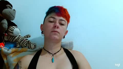 Snapshot of tomboyblue chatting on 9, 2, 2025 Blue online show from 9, 2, 2025
