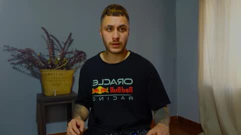 tomDavisXl online show from 16, 10, 2025