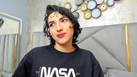   online show from 30, 1, 2025