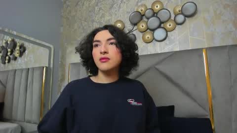   online show from 19, 2, 2025