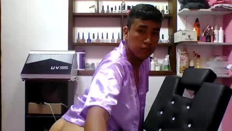 Snapshot of tomm_kors chatting on 17, 10, 2025 tomm online show from 17, 10, 2025