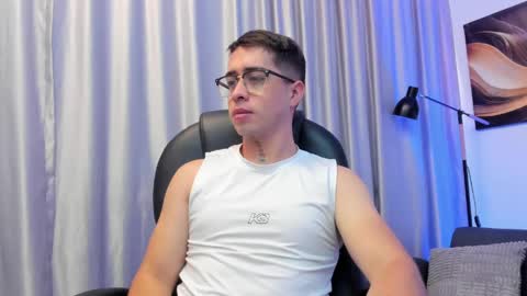 Tomas online show from 10, 5, 2026