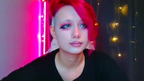 Snapshot of tommioo7 chatting on 5, 1, 2025 Galadriel online show from 5, 1, 2025