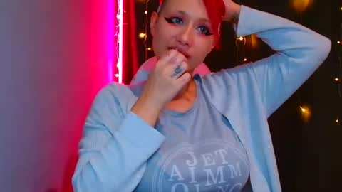 Snapshot of tommioo7 chatting on 7, 1, 2025 Galadriel online show from 7, 1, 2025